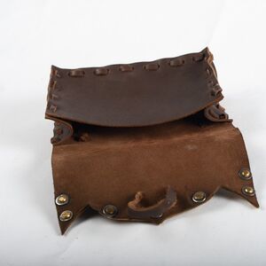 Le sac petit médiéval en cuir faits à la main ArmStreet