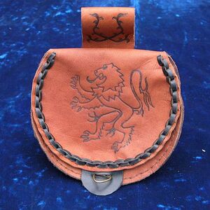 Le sac pochette médiévale en cuir « Lion » ArmStreet