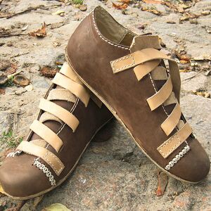 MEDIEVAL STYLE SHOES