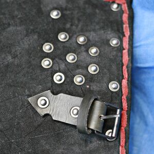 MULTILAYERED 15 CENTURY FRONT SLIT BRIG