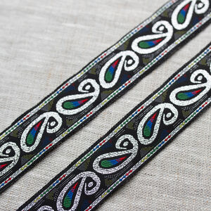 Passement cachemire noir à vendre au mètre