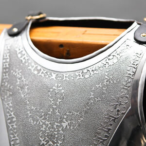 Cuirasse décapée médiévale de style occidental d'ArmStreet