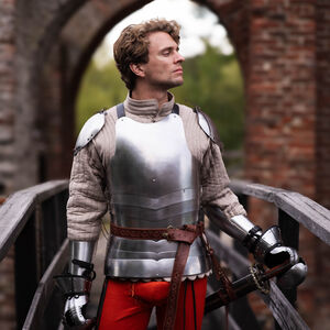 Plastron monobloc léger en acier à ressort "Chevalier des Bois" pour WMA AMHE Harnischfechten