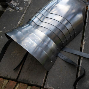 Plastron monobloc léger en acier à ressort "Chevalier des Bois" pour WMA AMHE Harnischfechten