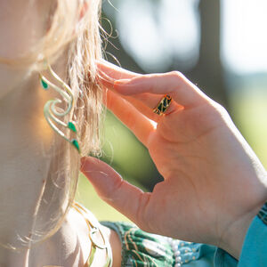 Rabais: Bague Elfique en Laiton et Émail aux Feuilles « Fleurs d’Eau » | Taille de bague 7.5