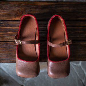 Rabais: Chaussures Carrées Type Pattes d'Ours en Cuir avec Bordure pour Femme «Rose Allemande»