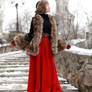 Rabais: Manteau Court Zupan avec Fourrure Artificielle « Bal Royal » | Laine noire | Fait sur mesure