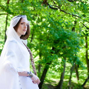 Robe de mariage médiéval fantastique « Cygne blanc » d'ArmStreet