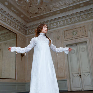 Robe renaissante du style florentin en velours naturel «Belle Ginevra»-08
