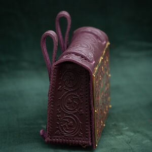 Sac médiéval en cuir à ceinture « Ours »