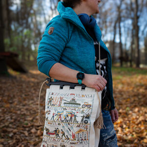 Sac Haithabu aux poignées de dossier de chaise en bois «Tapisserie de Guerre»