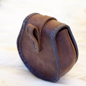 Sac viking en cuir et textile « Skjaldmö »