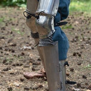 SLAVIC COMBAT ARMOR LEGS