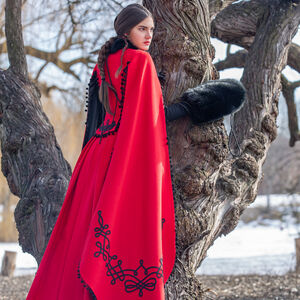 Manteau médiéval fantastique en laine «Reine de la Shamakhan»-07