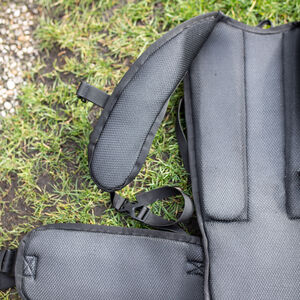 Système de sac à dos détachable pour équipement d'escrime «Fourmi»