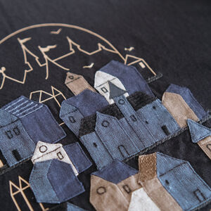 T-shirt Patchwork Brodé en Édition Limitée « Nuit chez ArmStreet »-11