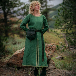 Tunique longue en lin classique du haut Moyen Âge «Les Collines Creuses» XIIIe siècle