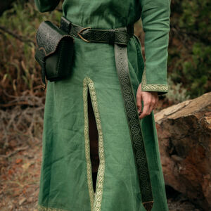 Tunique longue en lin classique du haut Moyen Âge «Les Collines Creuses» XIIIe siècle