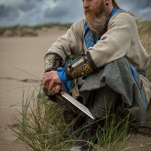 Tunique viking brodée en lin « Éric le Jarl »