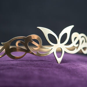 Vente de la Couronne franque en laiton « Trèfle » | 53 cm