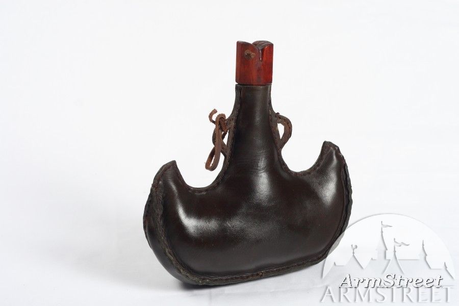 La flasque médiévale fonctionnelle mongole faite main en cuir.