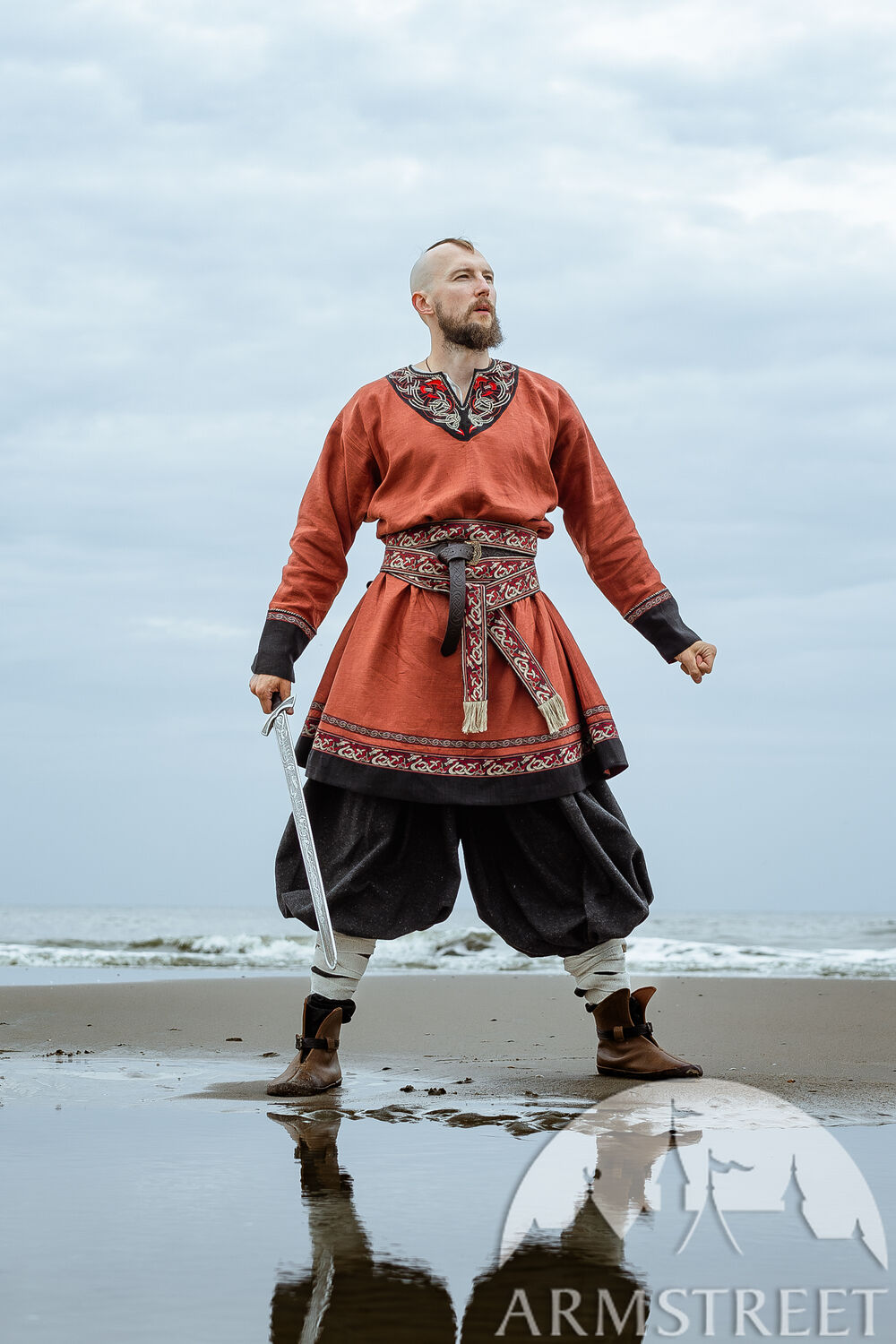Tunique pour homme de style viking avec broderie "Ingvar le Jarl"