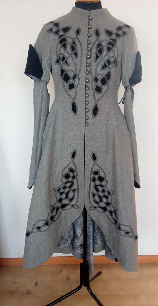 Common - sale-exclusive-woolen-coat-red-riding-hood-grey-wool-black-accents.jpg